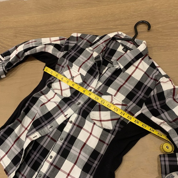 Zac and Rachel slimming flannel button top - Picture 3 of 6